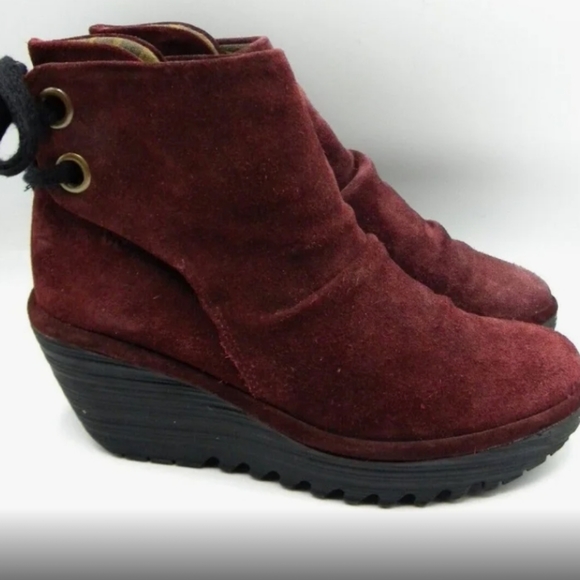 Fly London sz 38 US 7.5 wine ankle wedge booties. - Picture 2 of 10